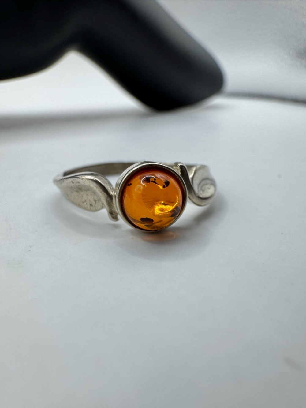 Size 8.5 Amber Cabochon Sterling Silver Swirl Ring